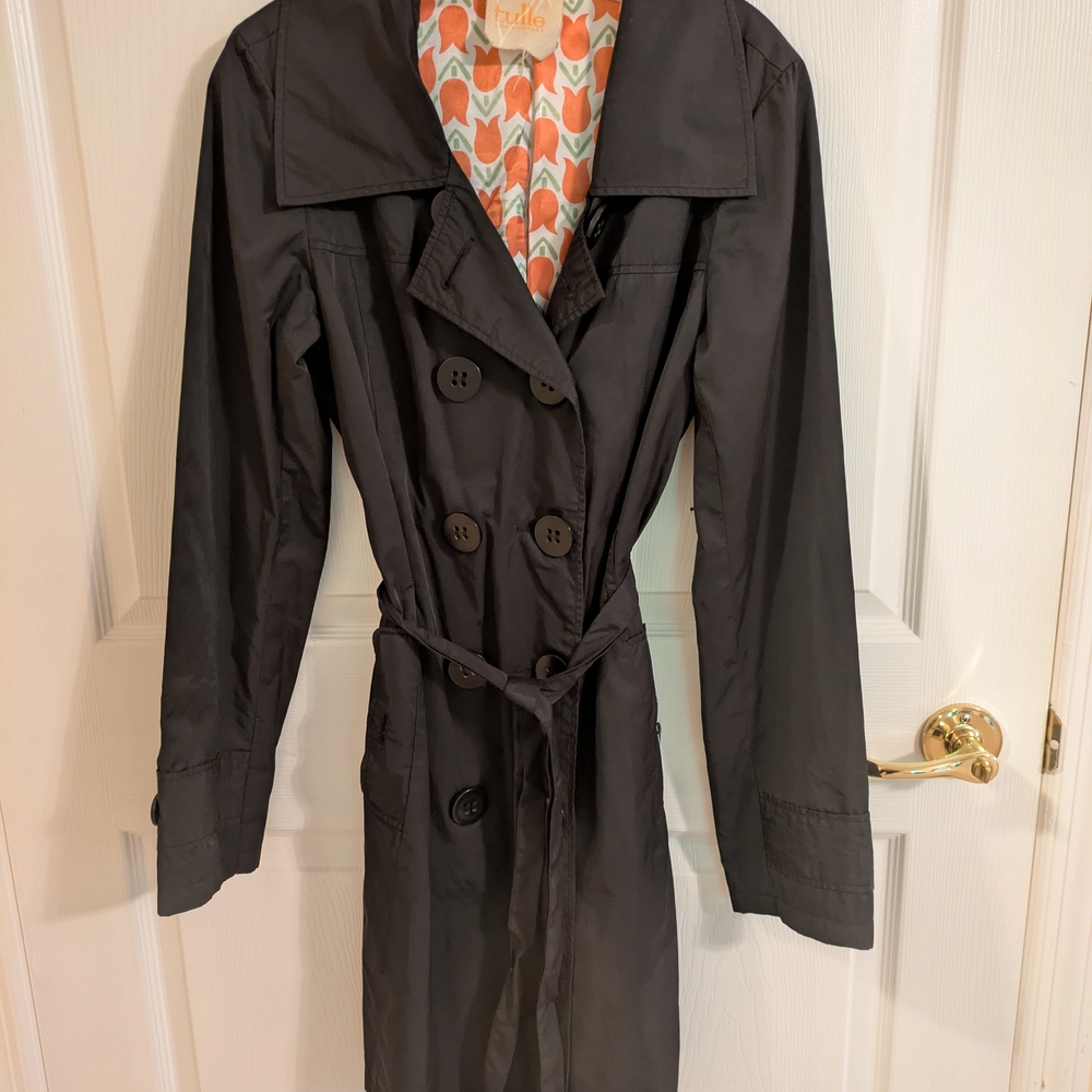 Tulle Black Trench Coat with Double-Breasted Design